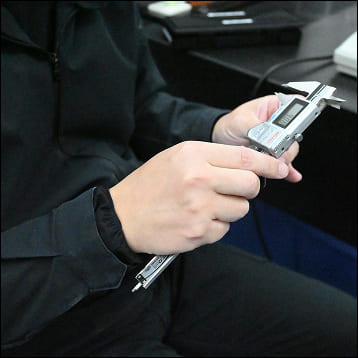 手元作業の様子１